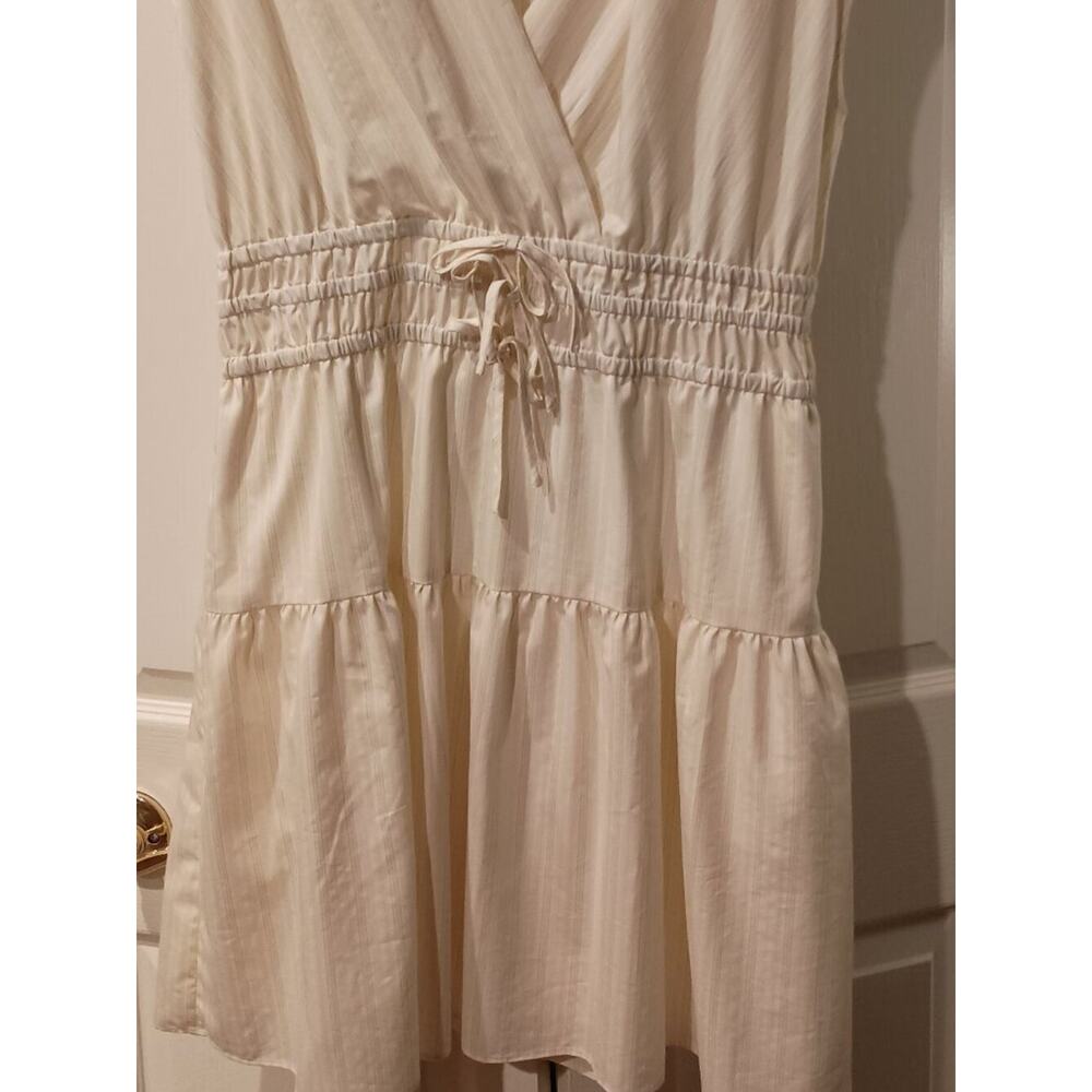 MELLODAY, SIZE LARGE PALE YELLOW AND WHITE STRIPE SUMMER DRESS. New W/O Tags - Picture 2 of 5